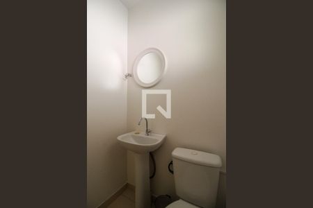 Casa de condomínio à venda com 144m², 3 quartos e 2 vagasLavabo