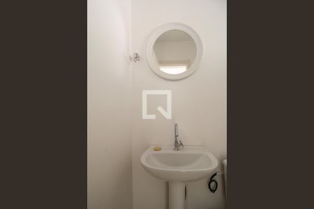 Casa de condomínio à venda com 144m², 3 quartos e 2 vagasLavabo