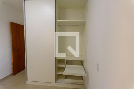 Quarto 1 - Armários de apartamento à venda com 2 quartos, 76m² em Vila Maria Eugênia, Campinas