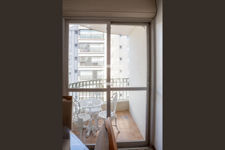 Sala de apartamento à venda com 2 quartos, 75m² em Pompeia, São Paulo