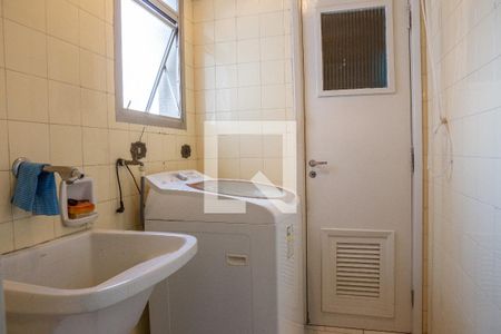 Apartamento à venda com 75m², 2 quartos e 1 vagaÁrea de Serviço