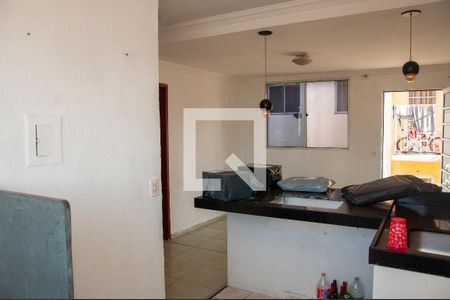 Sala/Cozinha de apartamento à venda com 2 quartos, 45m² em Parque Maracana, Contagem