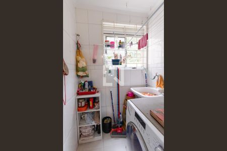 Apartamento à venda com 75m², 3 quartos e 1 vaga Apartamento à venda com 75m², 3 quartos e 1 vagaCozinha e Área de Serviço