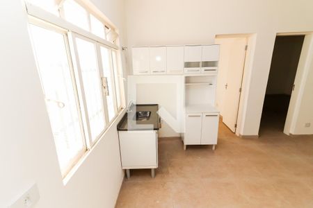 Sala / Cozinha de apartamento para alugar com 2 quartos, 58m² em Jardim Ivana, São Paulo
