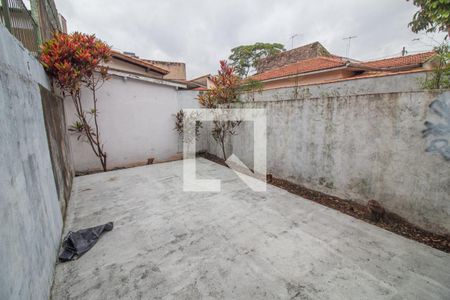Vista de casa à venda com 3 quartos, 156m² em Vila Cordeiro, São Paulo