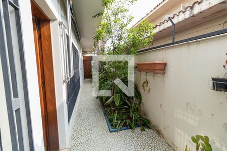 Casa à venda com 223m², 3 quartos e 4 vagas