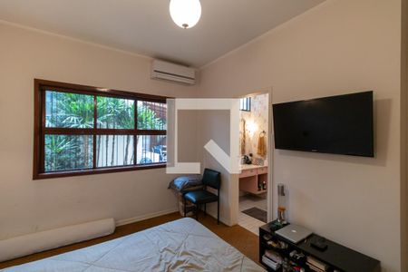 Casa à venda com 223m², 3 quartos e 4 vagas