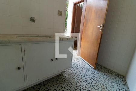 Casa à venda com 223m², 3 quartos e 4 vagas