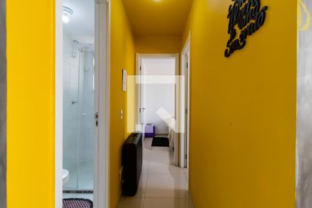 Corredor de apartamento para alugar com 2 quartos, 42m² em Parque Bristol, São Paulo