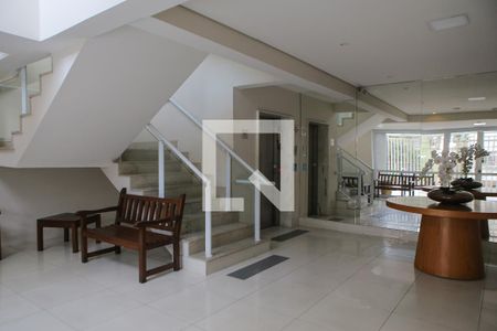 Studio para alugar com 51m², 1 quarto e 1 vaga Studio para alugar com 51m², 1 quarto e 1 vagaHall de entrada