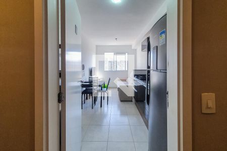 Entrada de apartamento para alugar com 1 quarto, 27m² em Cambuci, São Paulo