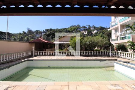 Casa para alugar com 650m², 6 quartos e 5 vagasÁrea externa - Piscina