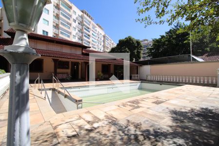 Casa para alugar com 650m², 6 quartos e 5 vagasÁrea externa - Piscina