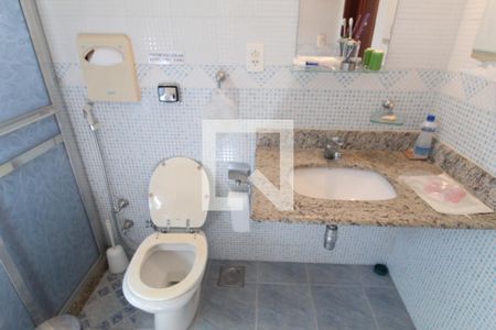 Casa para alugar com 650m², 6 quartos e 5 vagasBanheiro 1