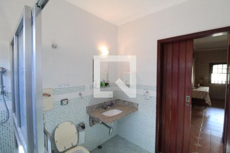 Casa para alugar com 650m², 6 quartos e 5 vagasBanheiro 2