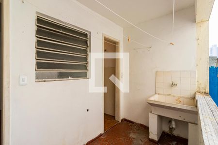 Área de Serviço de apartamento para alugar com 2 quartos, 100m² em Vila Firmiano Pinto, São Paulo