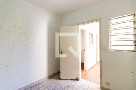 Quarto de Serviço de apartamento para alugar com 2 quartos, 100m² em Vila Firmiano Pinto, São Paulo