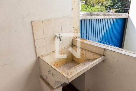 Área de Serviço de apartamento para alugar com 2 quartos, 100m² em Vila Firmiano Pinto, São Paulo