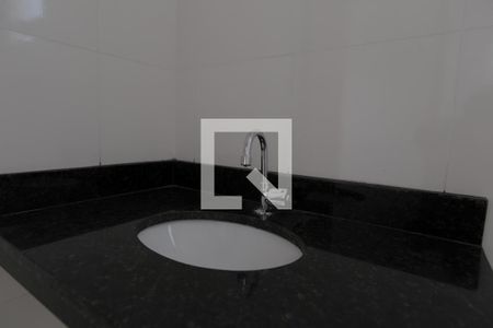 Apartamento à venda com 33m², 2 quartos e sem vaga Apartamento à venda com 33m², 2 quartos e sem vagaBanheiro