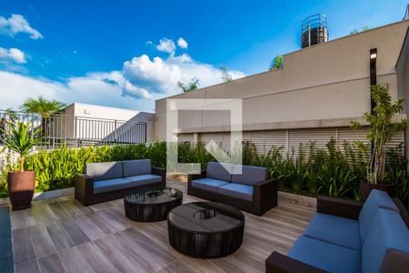 Apartamento à venda com 66m², 2 quartos e 1 vagaÁrea comum - Piscina