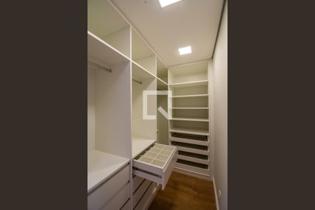 Apartamento à venda com 66m², 2 quartos e 1 vagaCloset da suíte
