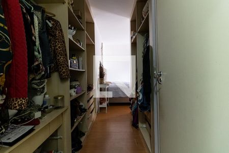 Apartamento para alugar com 79m², 3 quartos e 2 vagas Apartamento para alugar com 79m², 3 quartos e 2 vagasCloset da Suíte