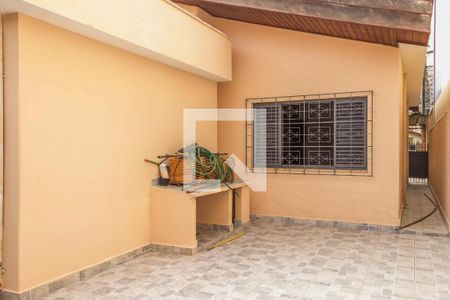 Casa para alugar com 100m², 2 quartos e 2 vagasÁrea Externa