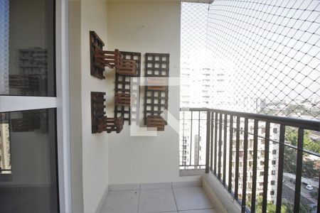 Varanda de apartamento à venda com 2 quartos, 55m² em Vila Andrade, São Paulo