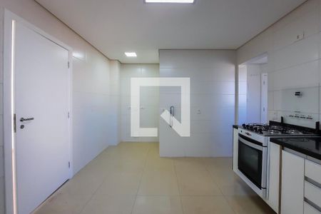 Apartamento à venda com 110m², 2 quartos e 2 vagasCozinha