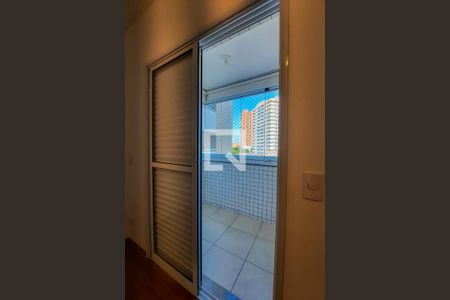 Apartamento à venda com 110m², 2 quartos e 2 vagasVaranda da Suíte 1