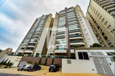 Apartamento à venda com 110m², 2 quartos e 2 vagasFachada do Condomínio