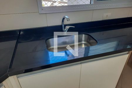 Apartamento à venda com 110m², 2 quartos e 2 vagasCozinha