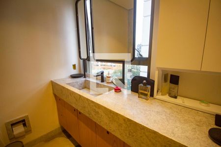 Pia de apartamento para alugar com 1 quarto, 70m² em Jardim Fonte do Morumbi, São Paulo