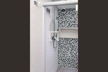 Apartamento à venda com 330m², 4 quartos e 4 vagasBanheiro 05 - Chuveiro