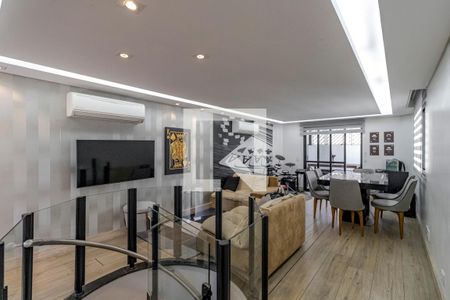 Apartamento à venda com 330m², 4 quartos e 4 vagasSala Segundo Andar