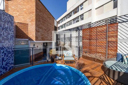 Apartamento à venda com 330m², 4 quartos e 4 vagasPiscina