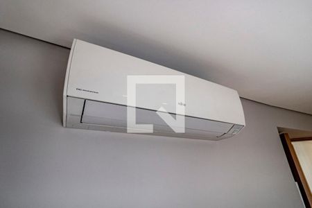 Apartamento à venda com 330m², 4 quartos e 4 vagasQuarto 04 - Ar Condicionado