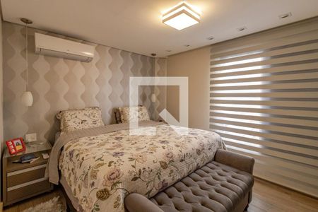 Apartamento à venda com 330m², 4 quartos e 4 vagasQuarto 02 Suíte