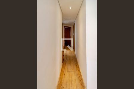 Apartamento à venda com 330m², 4 quartos e 4 vagasCorredor Segundo Andar