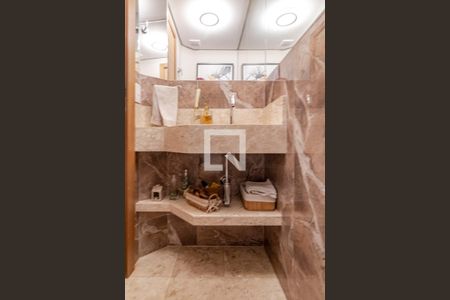 Apartamento à venda com 330m², 4 quartos e 4 vagasLavabo