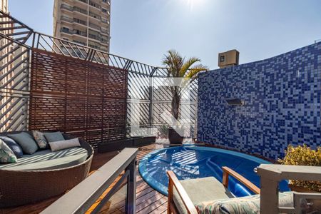 Apartamento à venda com 330m², 4 quartos e 4 vagasPiscina