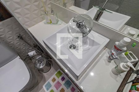 Apartamento à venda com 330m², 4 quartos e 4 vagasBanheiro 03 da Suíte 02 - Torneira