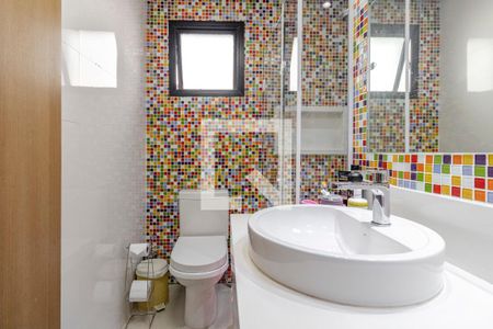 Apartamento à venda com 330m², 4 quartos e 4 vagasBanheiro 01 da Suíte 01 - Torneira