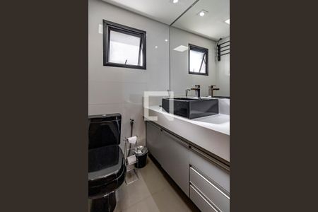 Apartamento à venda com 330m², 4 quartos e 4 vagasBanheiro 05