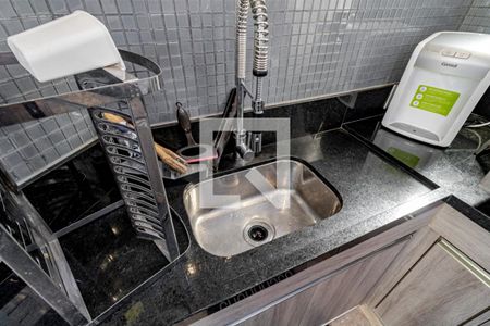 Apartamento à venda com 330m², 4 quartos e 4 vagasChurrasqueira - Torneira