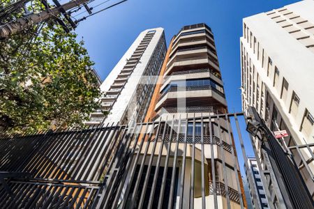 Apartamento à venda com 330m², 4 quartos e 4 vagasFachada do Condomínio