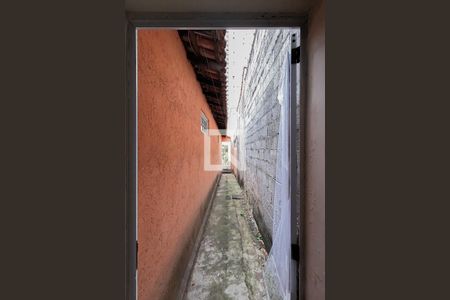 Casa à venda com 98m², 3 quartos e 4 vagasEntrada