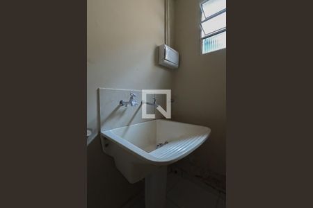 Casa à venda com 98m², 3 quartos e 4 vagasÁrea de Serviço