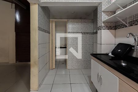 Casa à venda com 98m², 3 quartos e 4 vagasCozinha 