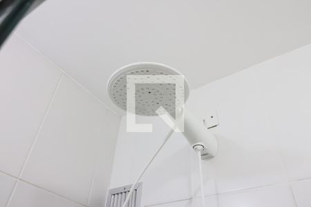 Apartamento para alugar com 58m², 2 quartos e 1 vagaChuveiro